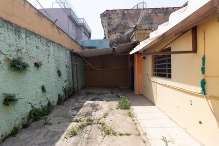 Casa à venda com 330m², 3 quartos e 7 vagas Casa à venda com 330m², 3 quartos e 7 vagasQuintal