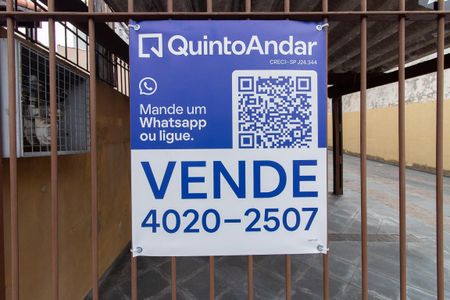 Casa à venda com 330m², 3 quartos e 7 vagas Casa à venda com 330m², 3 quartos e 7 vagasPlaca