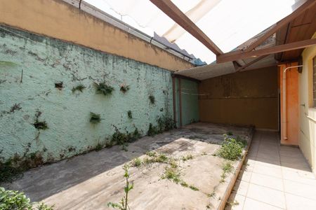 Casa à venda com 330m², 3 quartos e 7 vagas Casa à venda com 330m², 3 quartos e 7 vagasQuintal