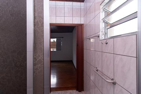 Casa à venda com 330m², 3 quartos e 7 vagas Casa à venda com 330m², 3 quartos e 7 vagasBanheiro da Suíte