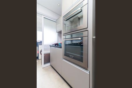 Apartamento à venda com 142m², 3 quartos e 3 vagas Apartamento à venda com 142m², 3 quartos e 3 vagasCozinha