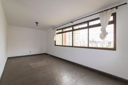 Sala de apartamento para alugar com 1 quarto, 70m² em Cambuí, Campinas