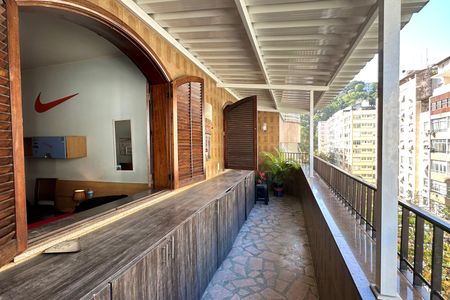 Apartamento à venda com 185m², 4 quartos e 1 vaga Apartamento à venda com 185m², 4 quartos e 1 vagaVaranda da Sala