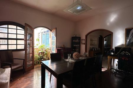 Apartamento à venda com 185m², 4 quartos e 1 vaga Apartamento à venda com 185m², 4 quartos e 1 vagaSala
