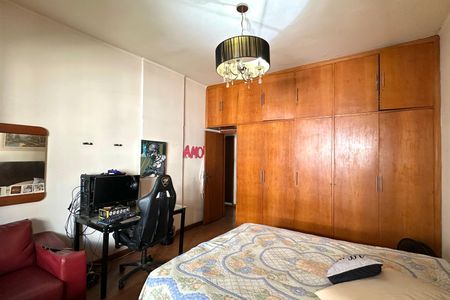 Apartamento à venda com 185m², 4 quartos e 1 vaga Apartamento à venda com 185m², 4 quartos e 1 vagaQuarto 2
