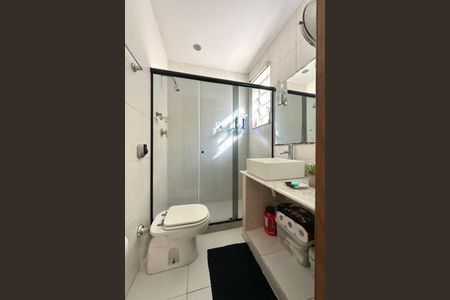 Apartamento à venda com 185m², 4 quartos e 1 vaga Apartamento à venda com 185m², 4 quartos e 1 vagaBanheiro Social