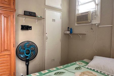 Apartamento à venda com 185m², 4 quartos e 1 vaga Apartamento à venda com 185m², 4 quartos e 1 vagaQuarto de Serviço