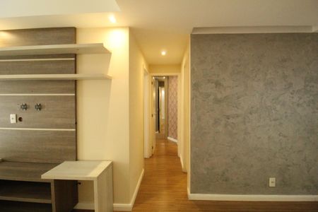 Sala - Corredor de apartamento para alugar com 2 quartos, 86m² em Freguesia (jacarepaguá), Rio de Janeiro
