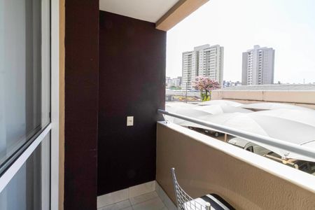 Apartamento à venda com 78m², 3 quartos e 1 vaga Apartamento à venda com 78m², 3 quartos e 1 vagaVaranda
