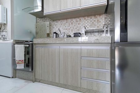 Apartamento à venda com 78m², 3 quartos e 1 vaga Apartamento à venda com 78m², 3 quartos e 1 vagaCozinha e Área de Serviço