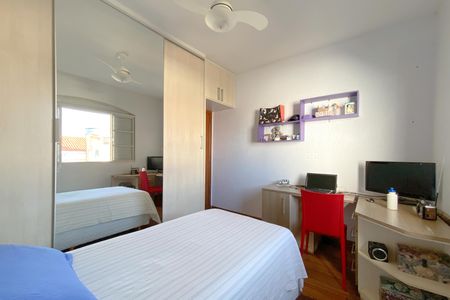 Casa à venda com 496m², 5 quartos e 4 vagas Casa à venda com 496m², 5 quartos e 4 vagasSuite 2