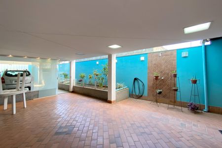 Casa à venda com 496m², 5 quartos e 4 vagas Casa à venda com 496m², 5 quartos e 4 vagasEspaçpo Gourmet