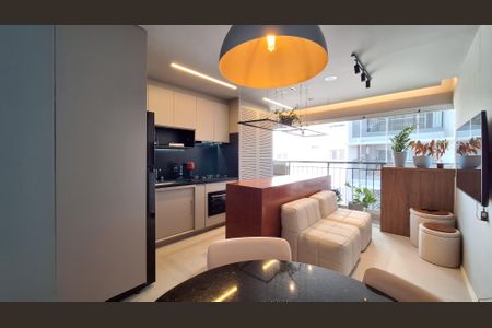 Sala/Cozinha de apartamento à venda com 2 quartos, 42m² em Barra Funda, São Paulo