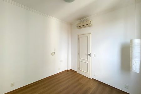 Apartamento para alugar com 138m², 2 quartos e 2 vagas Apartamento para alugar com 138m², 2 quartos e 2 vagasSuíte