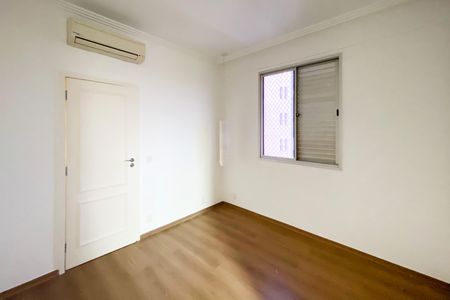 Apartamento para alugar com 138m², 2 quartos e 2 vagas Apartamento para alugar com 138m², 2 quartos e 2 vagasSuíte