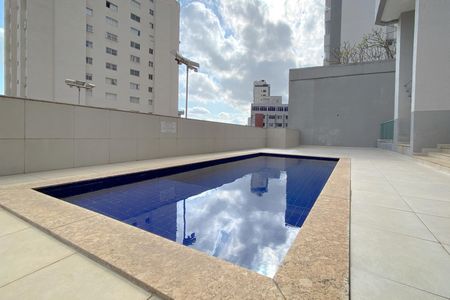Apartamento para alugar com 138m², 2 quartos e 2 vagas Apartamento para alugar com 138m², 2 quartos e 2 vagasÁrea comum - Piscina