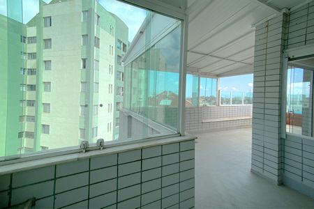 Apartamento para alugar com 138m², 2 quartos e 2 vagas Apartamento para alugar com 138m², 2 quartos e 2 vagasVaranda coberta