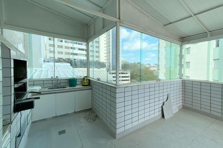 Apartamento para alugar com 138m², 2 quartos e 2 vagas Apartamento para alugar com 138m², 2 quartos e 2 vagasVaranda coberta