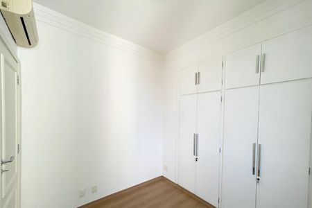 Apartamento para alugar com 138m², 2 quartos e 2 vagas Apartamento para alugar com 138m², 2 quartos e 2 vagasQuarto