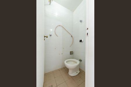 Apartamento para alugar com 130m², 4 quartos e 2 vagas Apartamento para alugar com 130m², 4 quartos e 2 vagasBanheiro de serviço