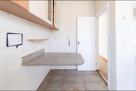 Apartamento para alugar com 130m², 4 quartos e 2 vagas Apartamento para alugar com 130m², 4 quartos e 2 vagasCozinha