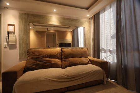 Sala de apartamento à venda com 2 quartos, 43m² em Fátima, Canoas