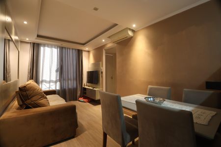 Sala de apartamento à venda com 2 quartos, 43m² em Fátima, Canoas