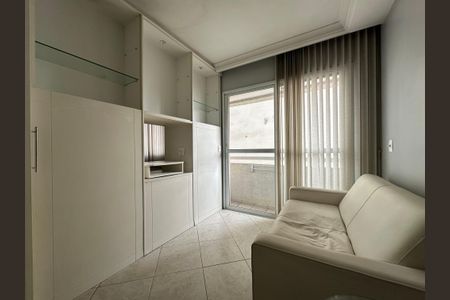 Apartamento à venda com 30m², 1 quarto e 1 vagaSala/Cozinha