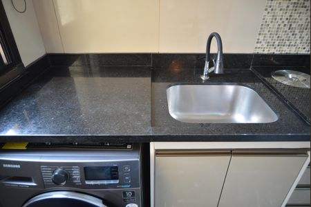 Apartamento à venda com 69m², 2 quartos e 1 vagaÁrea de Serviço