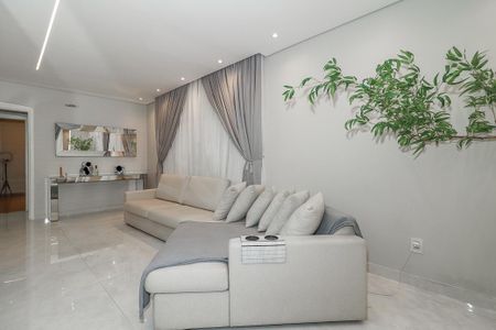 Sala de apartamento à venda com 2 quartos, 125m² em Petrópolis, Porto Alegre