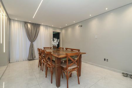 Sala de Jantar de apartamento à venda com 2 quartos, 125m² em Petrópolis, Porto Alegre