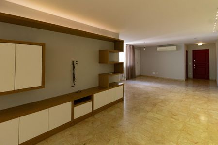 Sala de apartamento para alugar com 3 quartos, 180m² em Ipanema, Rio de Janeiro