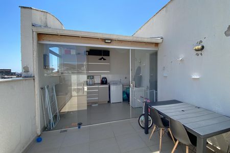 Apartamento à venda com 140m², 2 quartos e 2 vagasCobertura