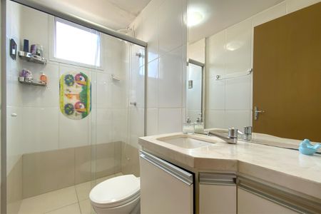 Apartamento à venda com 140m², 2 quartos e 2 vagasBanheiro 