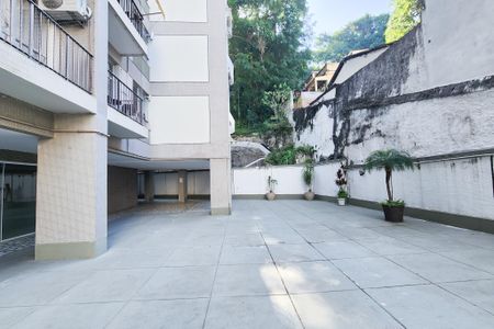 Apartamento à venda com 68m², 2 quartos e 1 vaga Apartamento à venda com 68m², 2 quartos e 1 vagaÁrea Comum