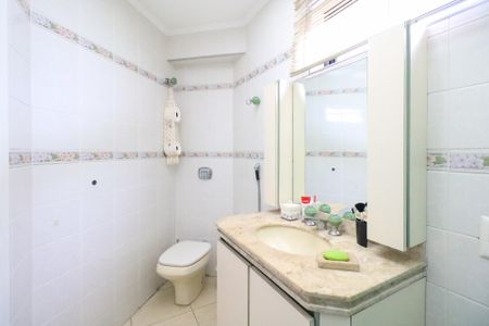 Apartamento à venda com 127m², 3 quartos e 2 vagas Apartamento à venda com 127m², 3 quartos e 2 vagasBanheiro da Suíte 3