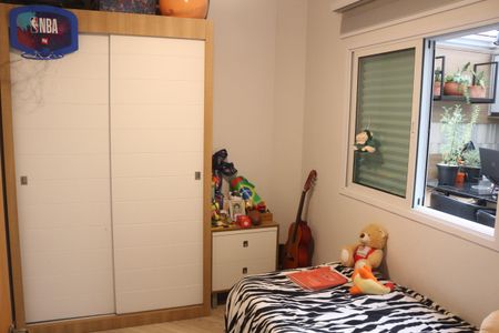 Apartamento à venda com 95m², 3 quartos e 2 vagasQuarto 2