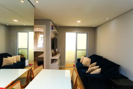Sala de apartamento para alugar com 2 quartos, 42m² em Parque Reboucas, São Paulo