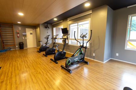 Apartamento à venda com 96m², 2 quartos e 2 vagas Apartamento à venda com 96m², 2 quartos e 2 vagasÁrea Comum - Academia