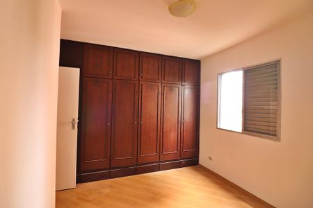 Apartamento à venda com 93m², 3 quartos e 2 vagasQuarto 2