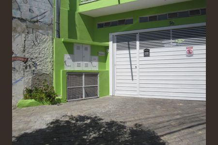 Casa à venda com 180m², 3 quartos e 2 vagasFachada