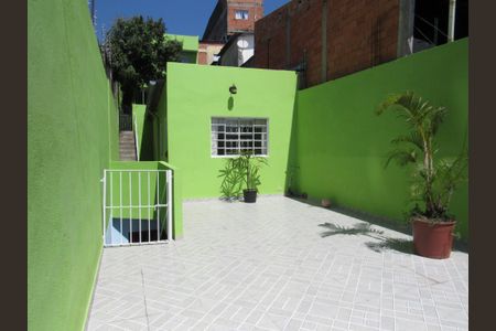 Casa à venda com 180m², 3 quartos e 2 vagasÁrea externa