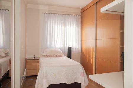 Apartamento à venda com 184m², 3 quartos e 3 vagasSuíte 2