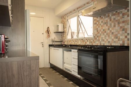 Apartamento à venda com 184m², 3 quartos e 3 vagasCozinha