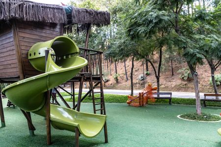 Apartamento à venda com 74m², 2 quartos e 2 vagas Apartamento à venda com 74m², 2 quartos e 2 vagasÁrea comum - Playground