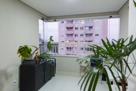 Apartamento à venda com 74m², 2 quartos e 2 vagas Apartamento à venda com 74m², 2 quartos e 2 vagasSacada