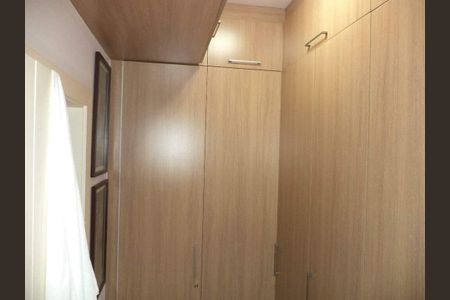 Casa de condomínio à venda com 239m², 4 quartos e 4 vagas