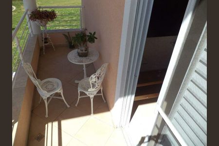 Casa de condomínio à venda com 239m², 4 quartos e 4 vagas