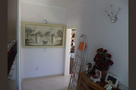 Casa de condomínio à venda com 239m², 4 quartos e 4 vagas