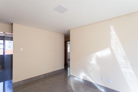 Sala de apartamento para alugar com 3 quartos, 160m² em Planalto, Belo Horizonte